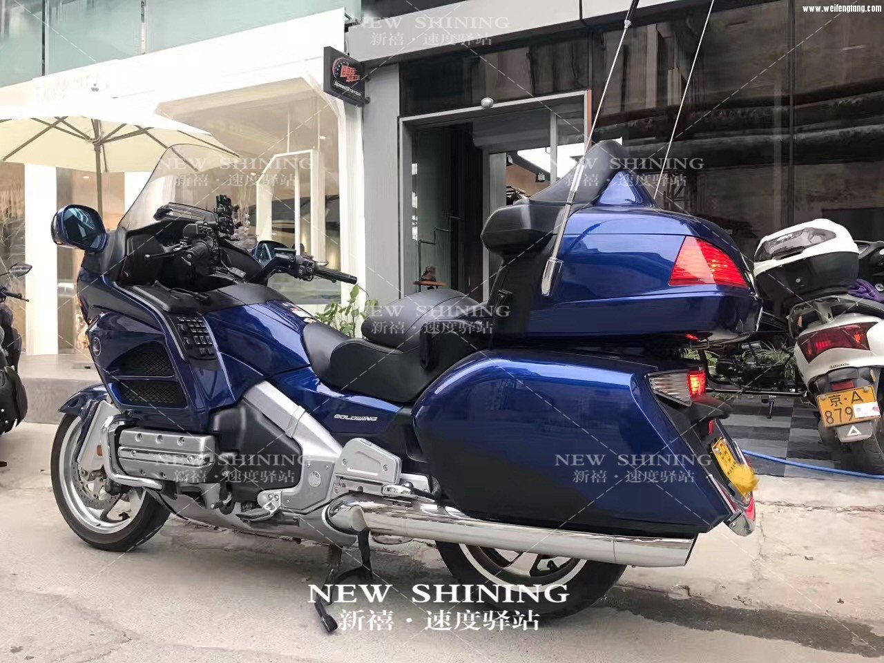 本田金翼GL1800 6.jpg