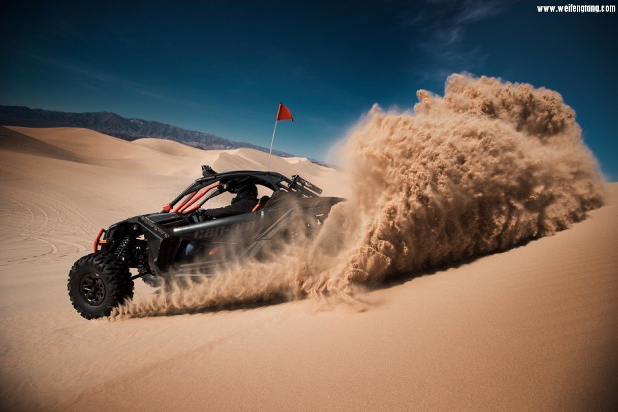 Maverick X3 Xrs - Triple Black - Dune 1.jpg