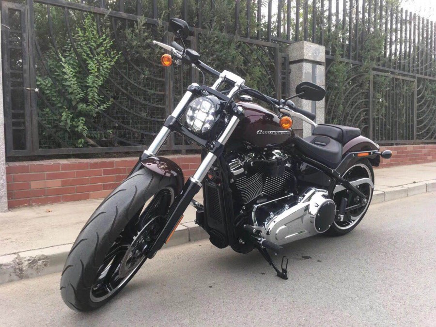 大贸哈雷 2018款突破者