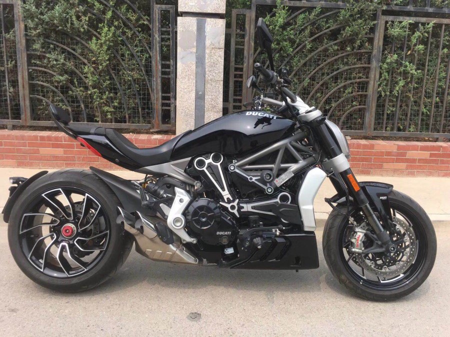 大贸京B 杜卡迪X大魔鬼S版