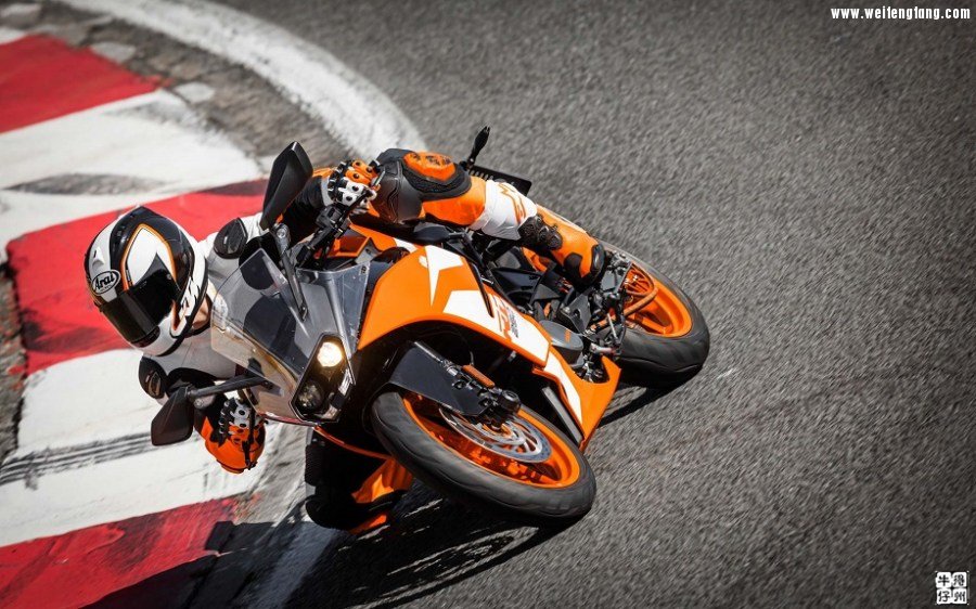 2017-KTM-RC390a.jpg