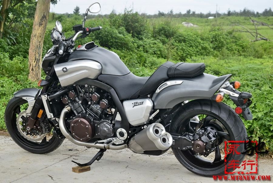 14vmax1700  (10).jpg