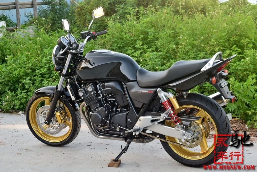 2013CB400 ABS (9).jpg