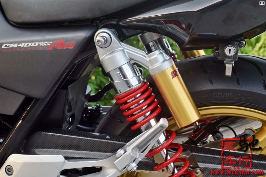 2013CB400 ABS (15).jpg