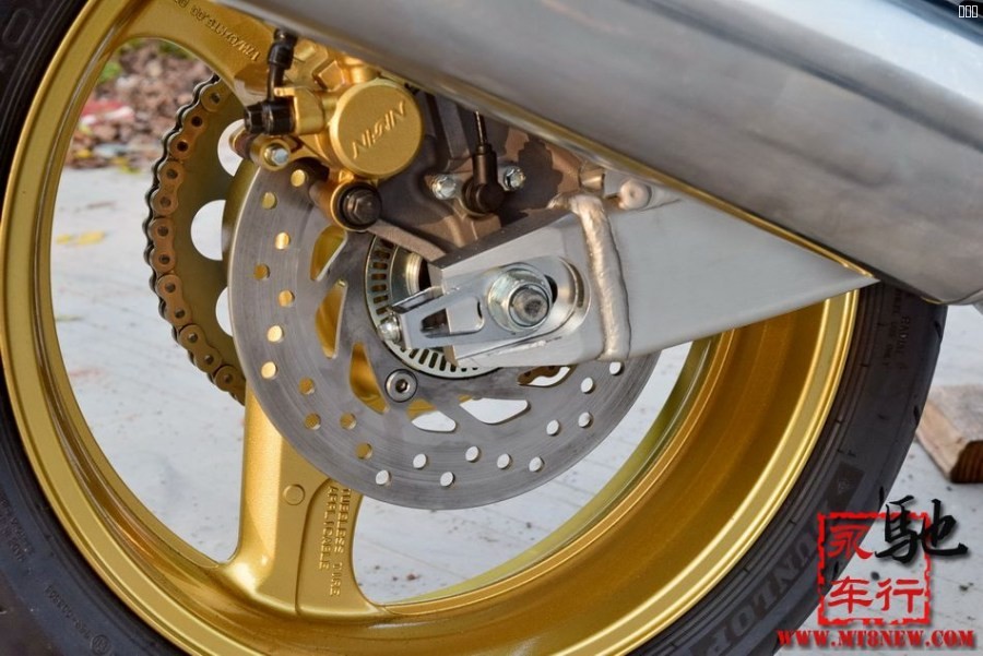 2013CB400 ABS (31).jpg