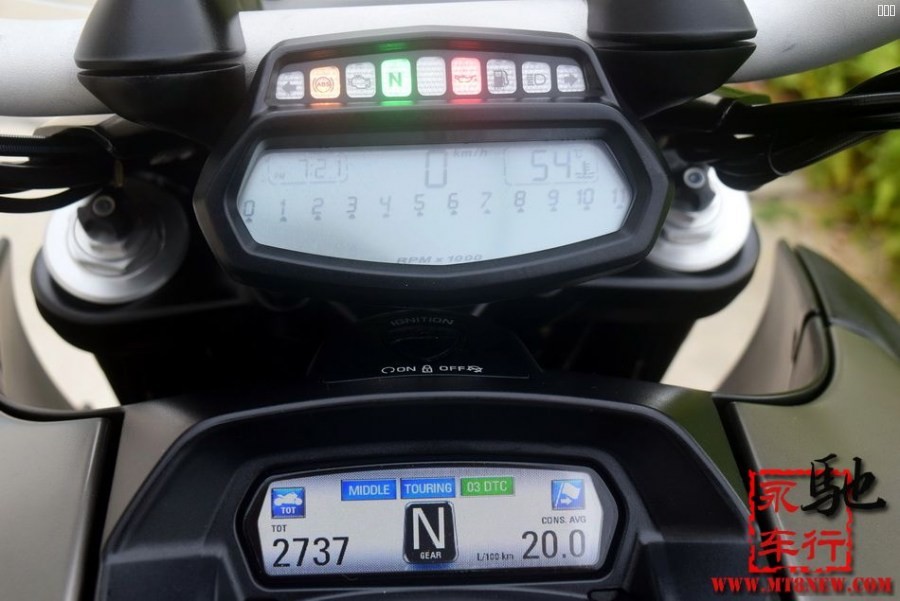 2013 杜卡迪 大魔鬼 (16).jpg