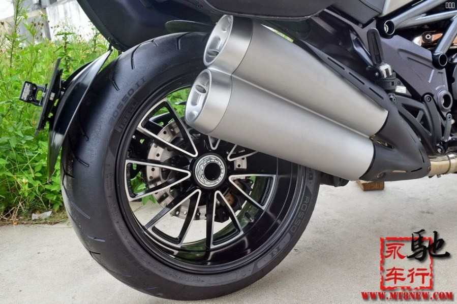 2013 杜卡迪 大魔鬼 (30).jpg