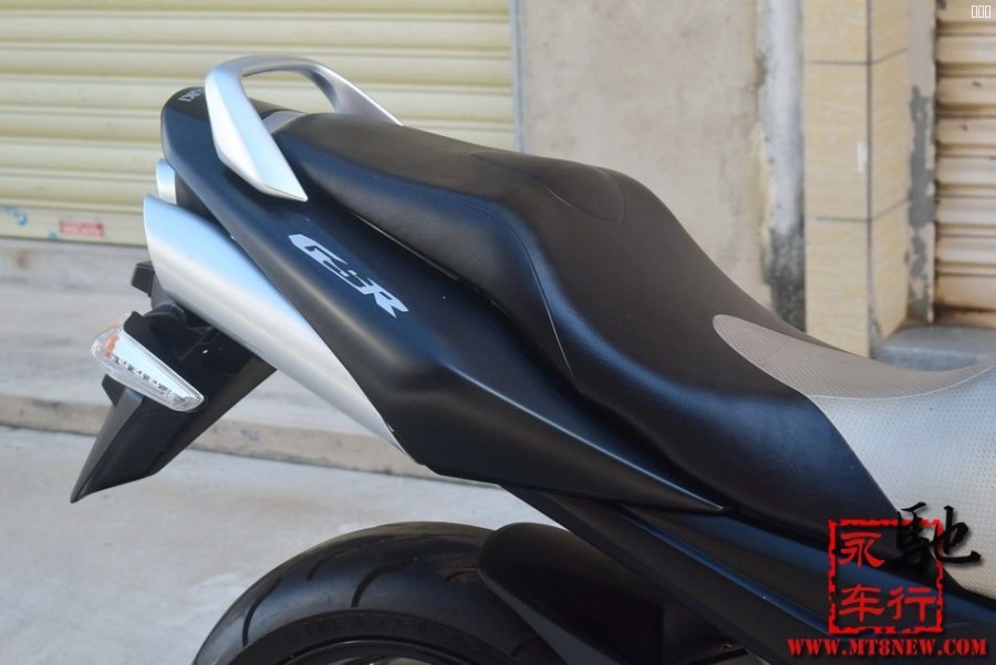 2006 gsr-400 (19).jpg