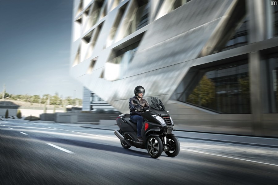 Peugeot Metropolis RX-R (8).jpg