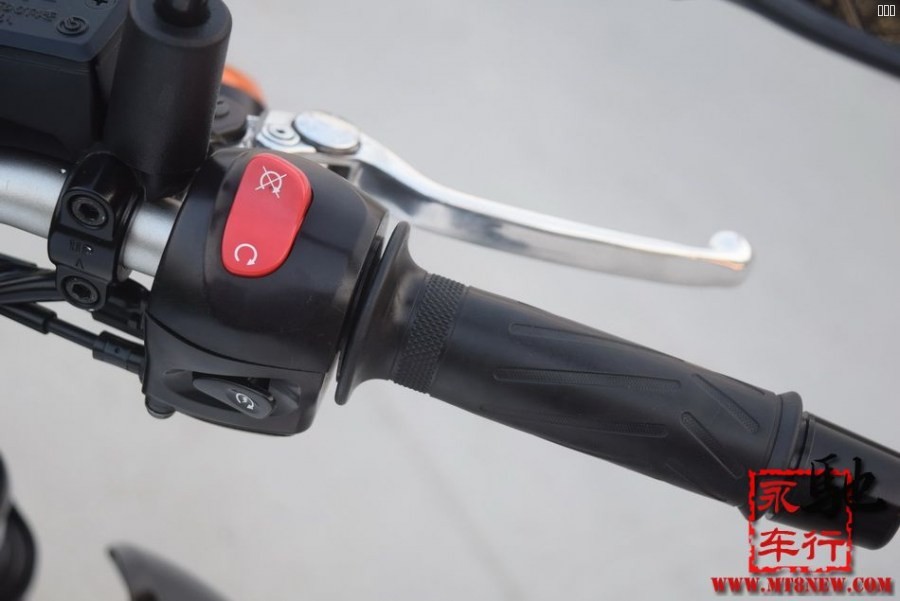 2014 xj-6n  (21).jpg