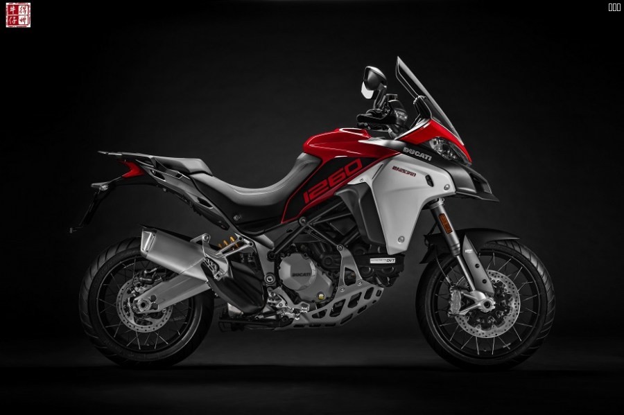 101218-13-2019-Ducati-Multistrada-1260-Enduro-UC68144-High.jpg