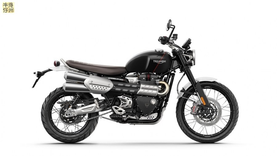 102418-2019-Triumph-Scrambler-1200-XC-Black-RHS.jpg