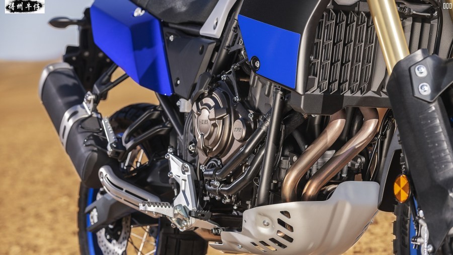 2019-Yamaha-XTZ700-Tenere-700-10.jpg
