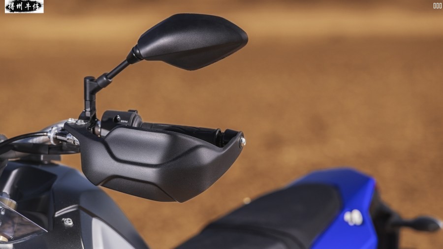 2019-Yamaha-XTZ700-Tenere-700-20.jpg