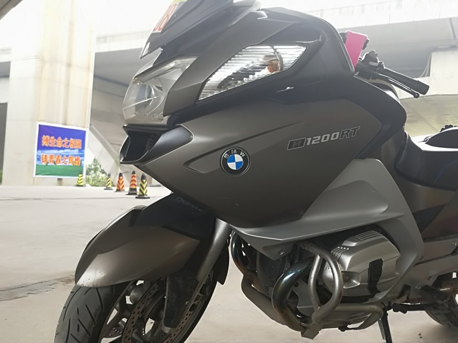 宝马1200RT.jpg