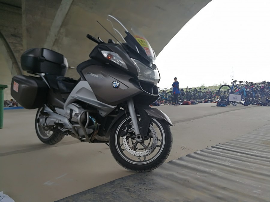 宝马1200RT87.jpg