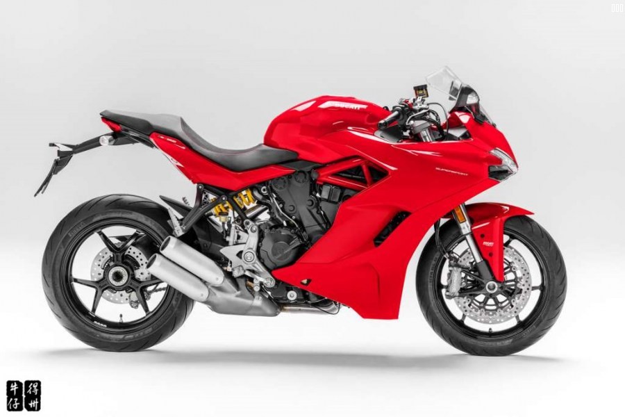 2018-Ducati-SuperSport3-1024x683.jpg