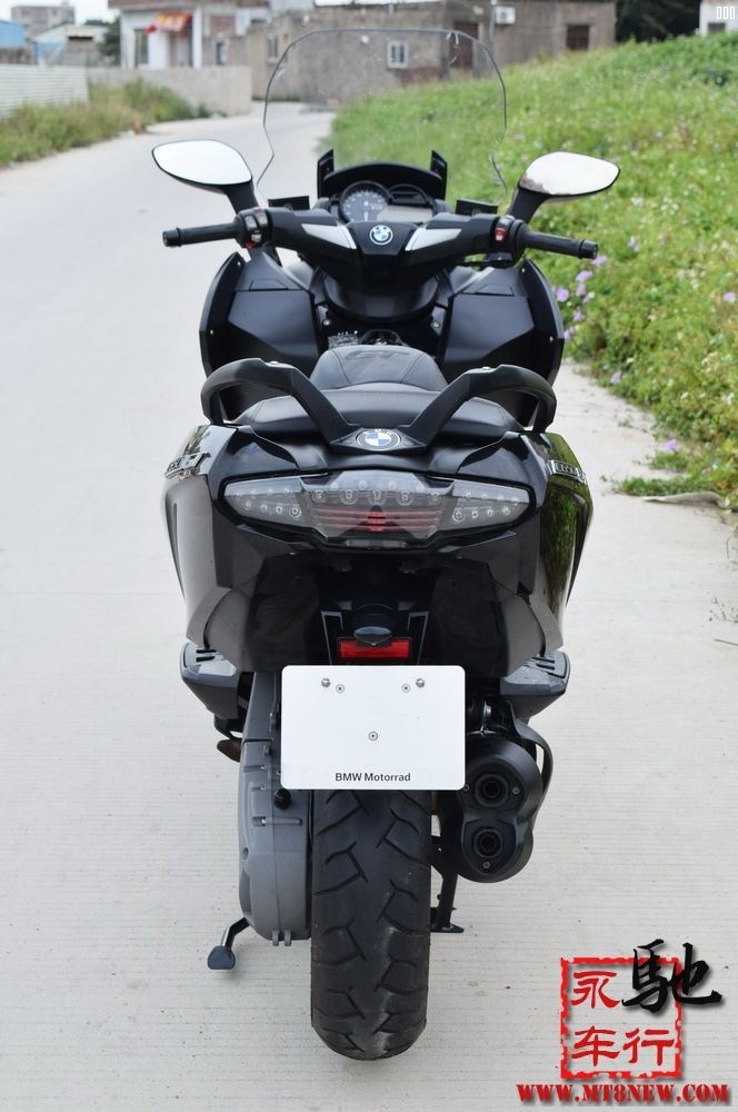 2016 C650GT (17).jpg