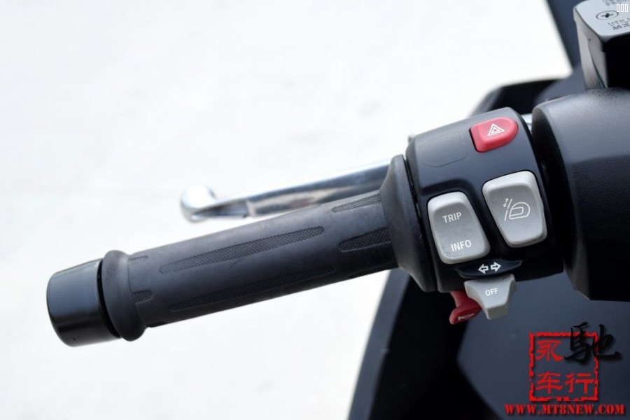 2016 C650GT (19).jpg