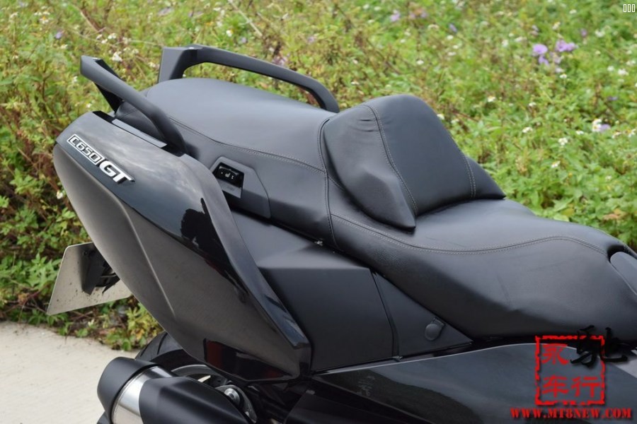 2016 C650GT (26).jpg