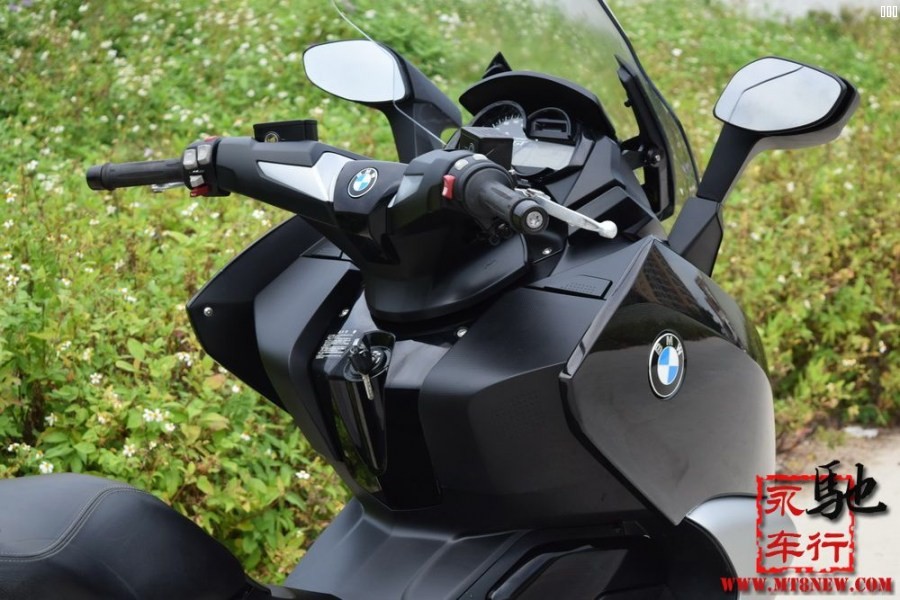 2016 C650GT (30).jpg