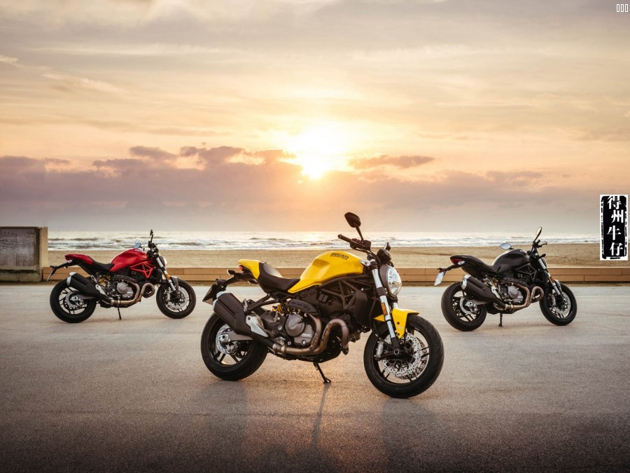 2018-Ducati-Monster-821a.jpg