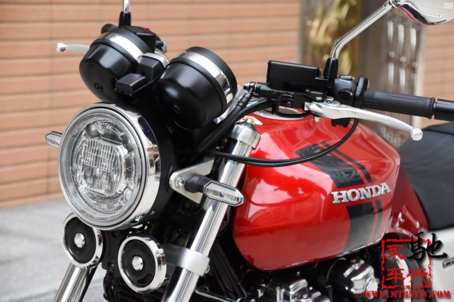 2018CB1100RS (25).jpg