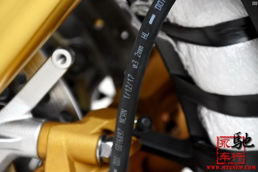 2018CB1100RS (33).jpg