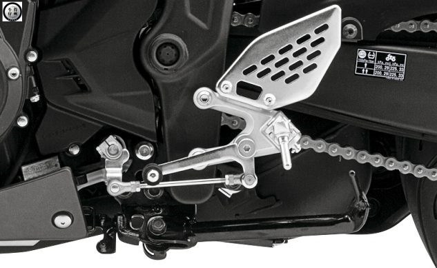 121818-2015-yamaha-yzf-r3-shift-pedal-633x389.jpg