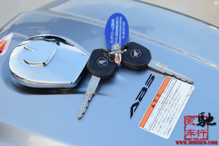 2016 cb1100 (11).jpg