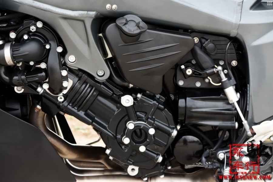 2014 K1300R (28).jpg