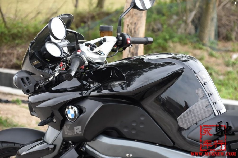 2014 K1300R (29).jpg