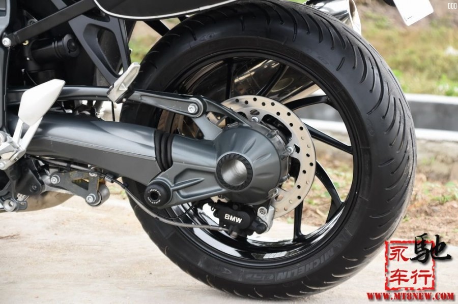 2014 K1300R (32).jpg