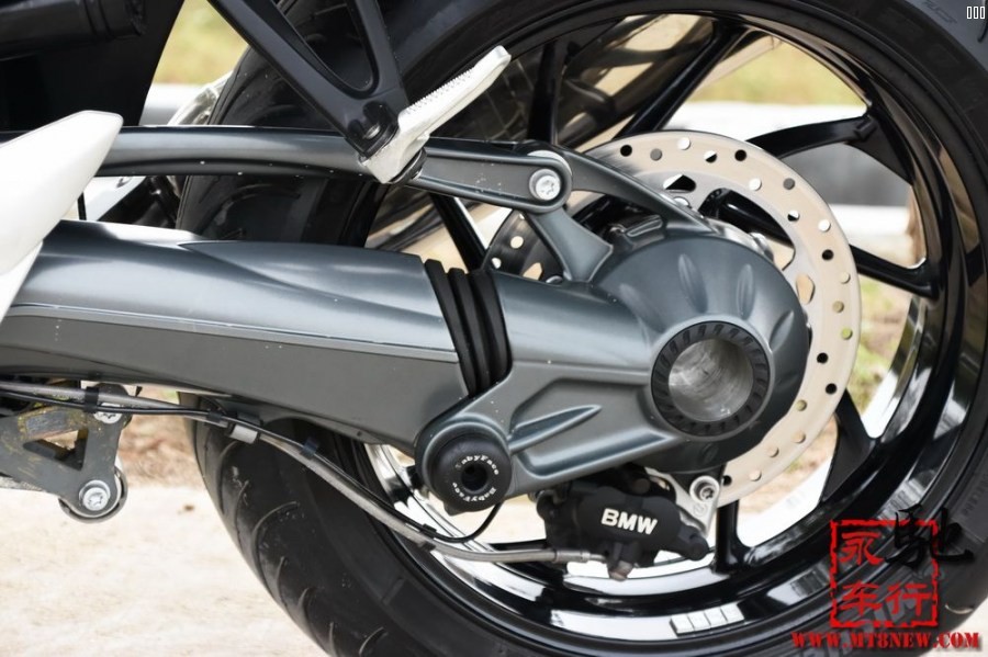 2014 K1300R (34).jpg