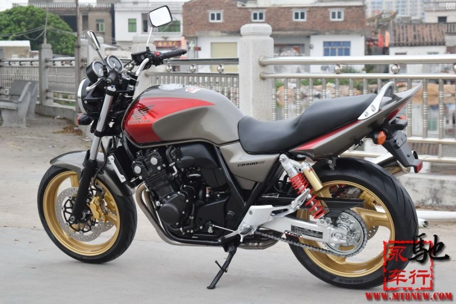 2013cb400 (8).jpg
