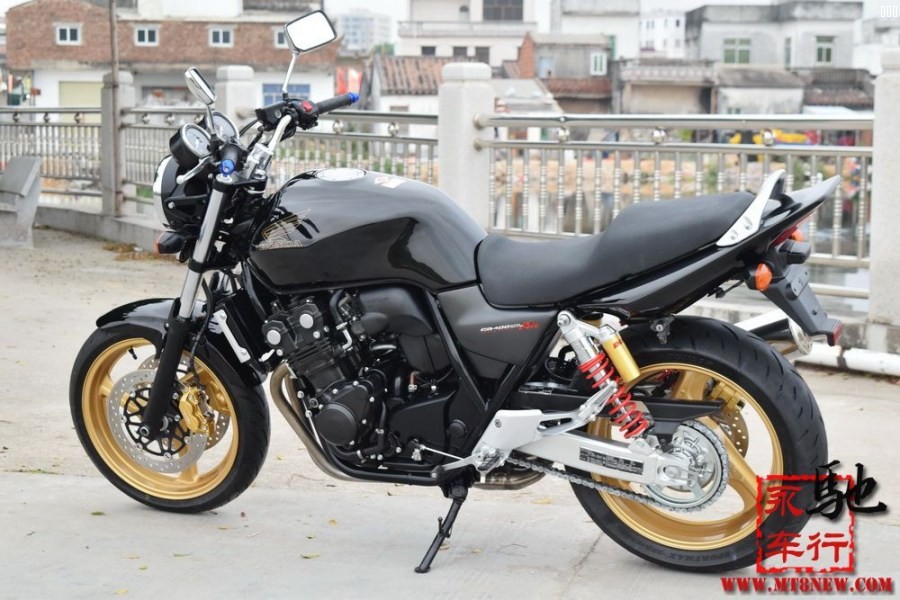 2013cb400 (8).jpg