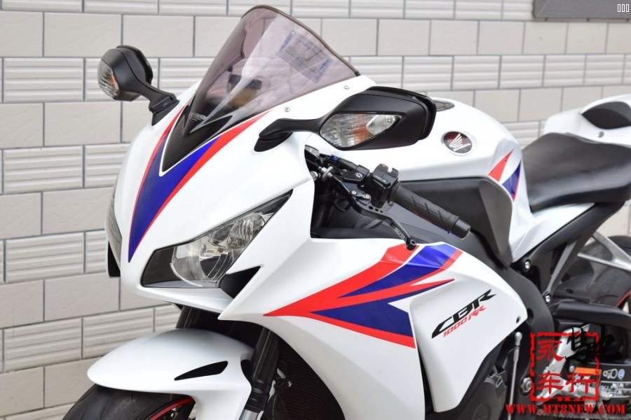 12CBR1000 (19).jpg