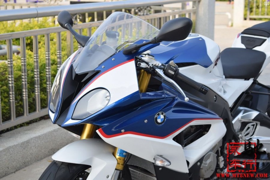 2015 S1000RR (19).jpg