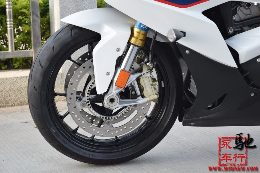 2015 S1000RR (21).jpg