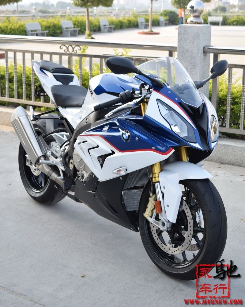 2015 S1000RR (30).jpg