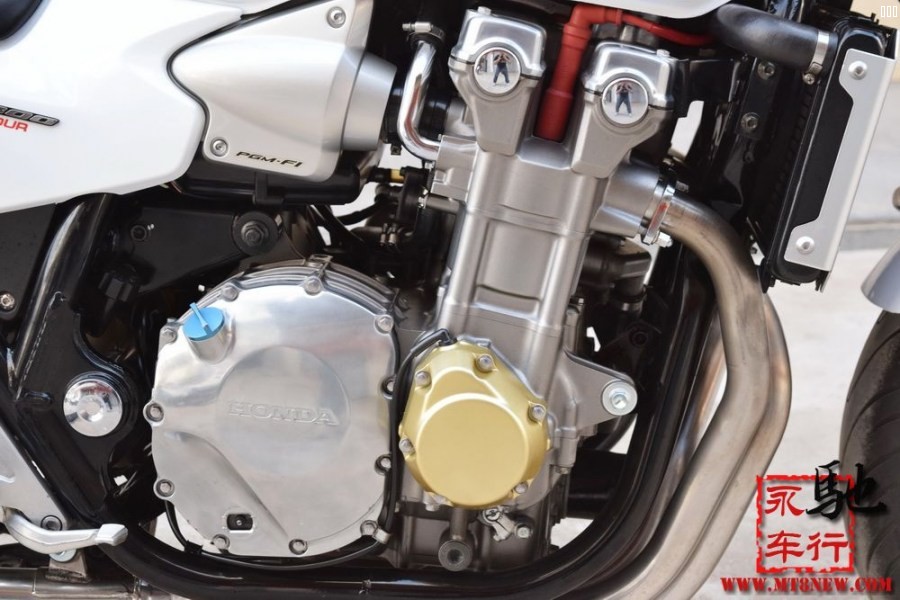 2007 CB1300 (24).jpg