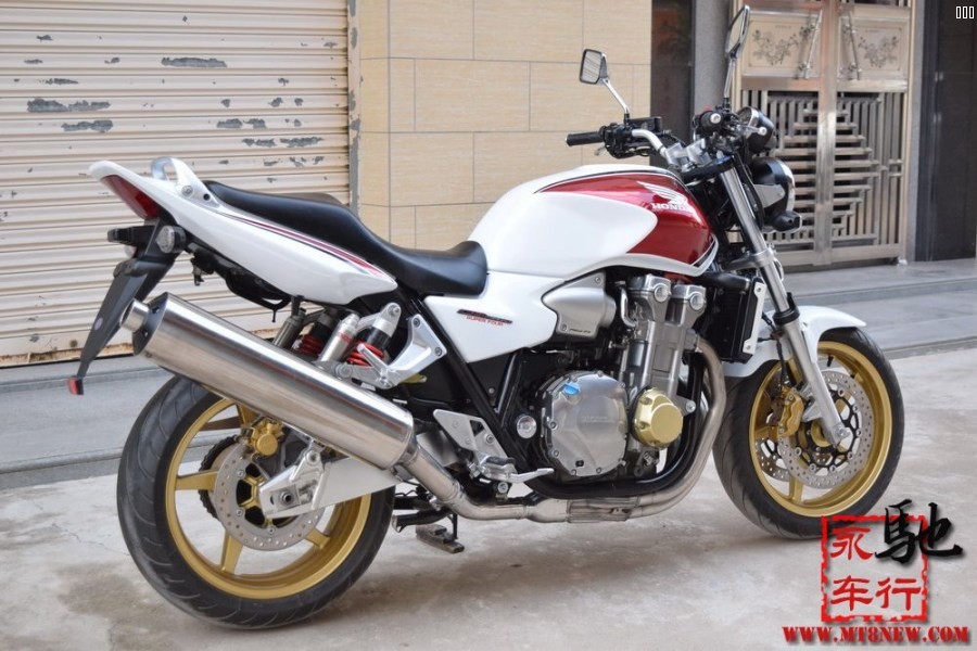 2007 CB1300 (25).jpg