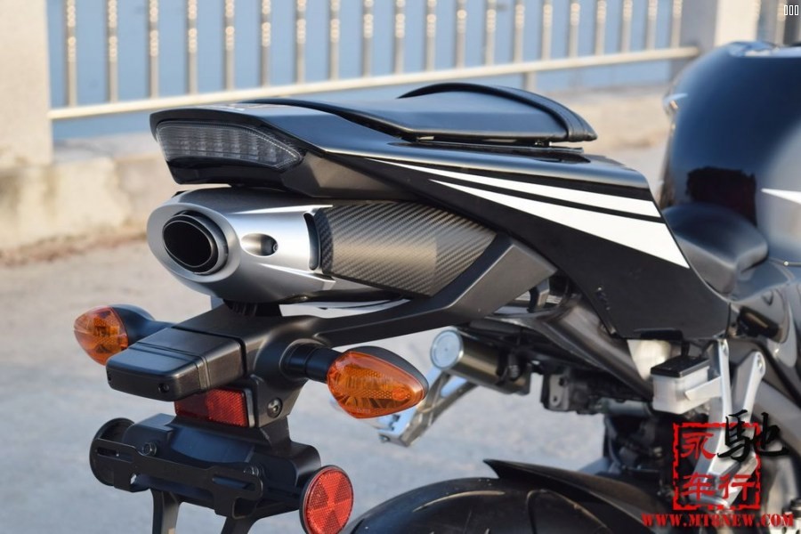 2016 CBR600RR (10).jpg