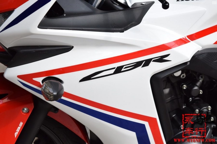 2015 CBR500 (4).jpg