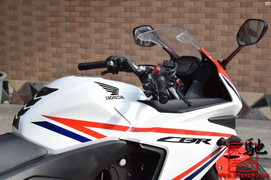 2015 CBR500 (25).jpg