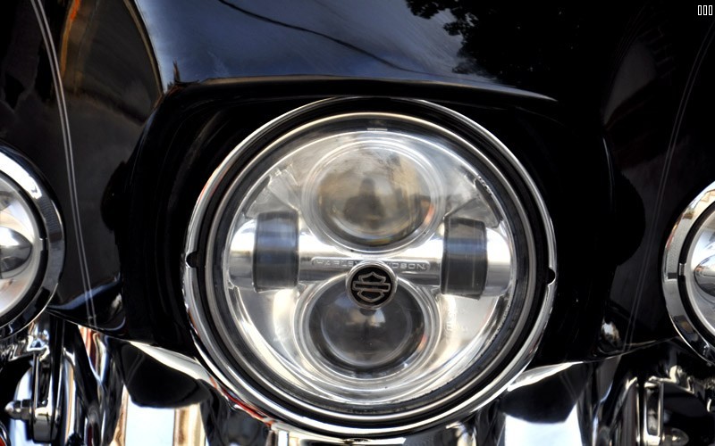 18款哈雷黑色大滑翔水冷带ABS大液晶屏带电热手把 (11)B.jpg