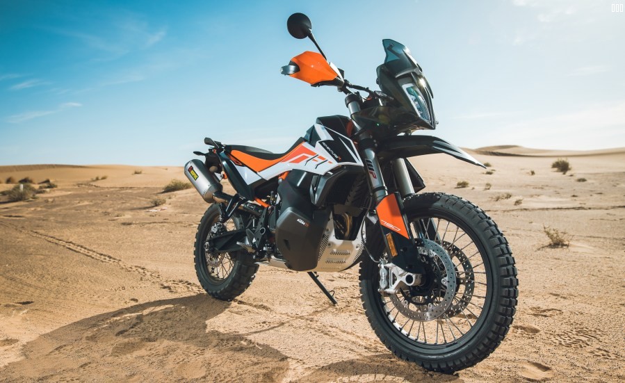 031219-2019-KTM-790-Adventure-R2019-03-02-KTM-ADVNTR-Morocco-2014.jpg