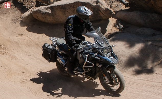 092316-Wire-Wheeled-Adventure-Tourers-BMW-6517r1200gs-adventure_crop-633x388.jpg