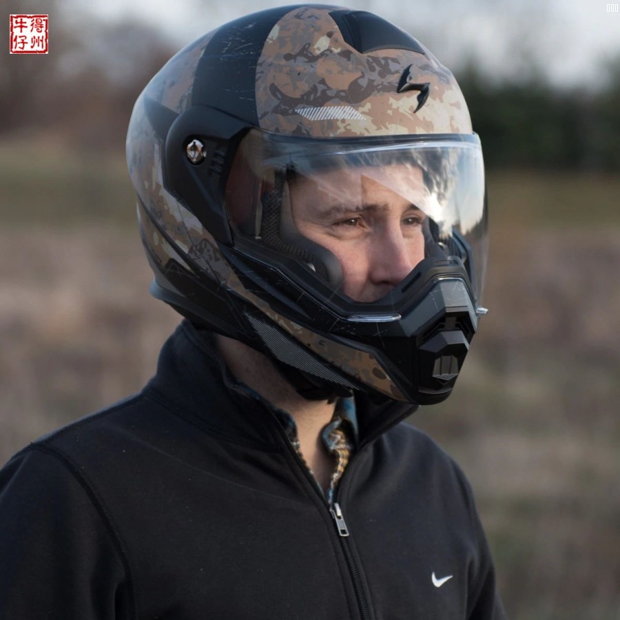 Scorpion-Exo-AT950-Battleflage-Helmet-4__31969.1483474636 (2).jpg