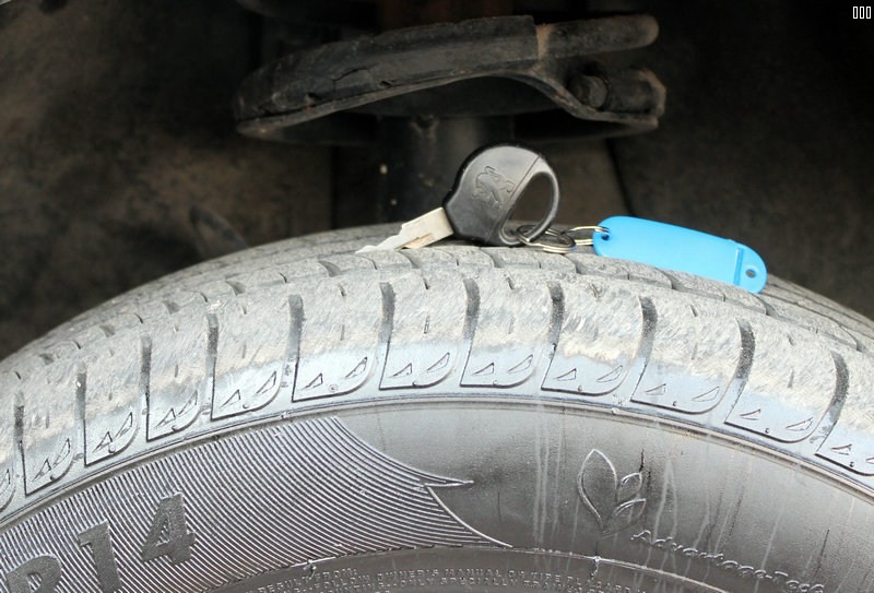 轮胎.jpg